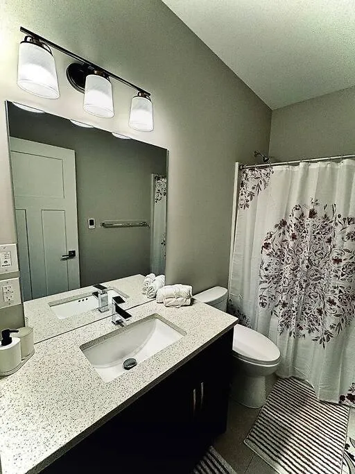 Sunset Chalet In Bridgewater Winnipeg Villa
