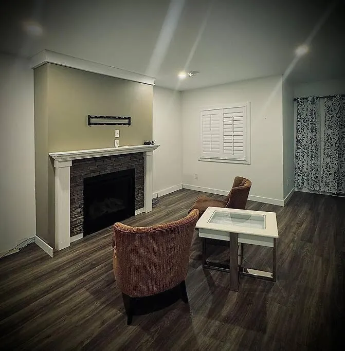 Villa Sunset Chalet In Bridgewater Winnipeg